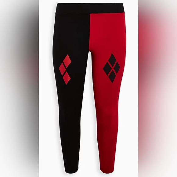 TORRID Harley Quinn Black Red Checkered Suicide Squad Leggings! - Picture 5 of 8